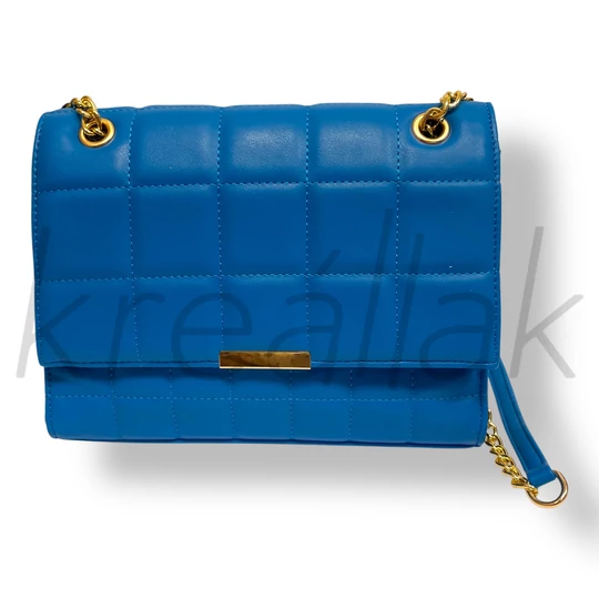 Tengerkék steppelt válltáska