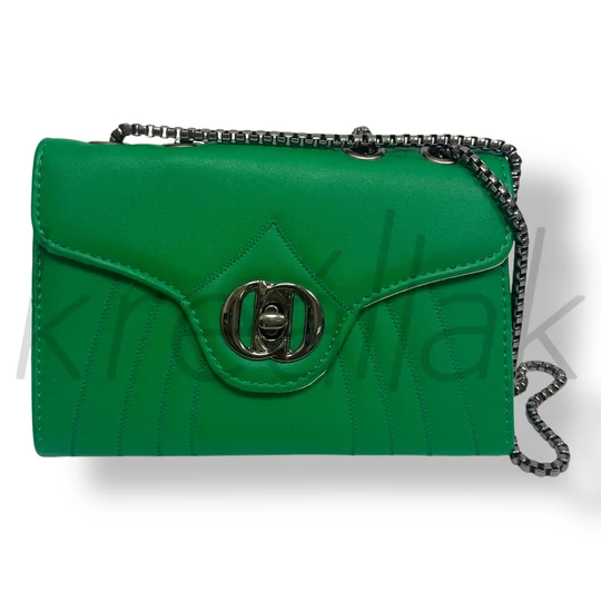 Zöld láncos táska 