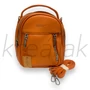 Barack színű kis hátizsák